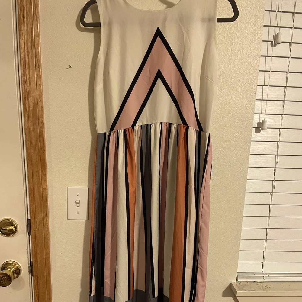 Retro inspired striped maxi dress